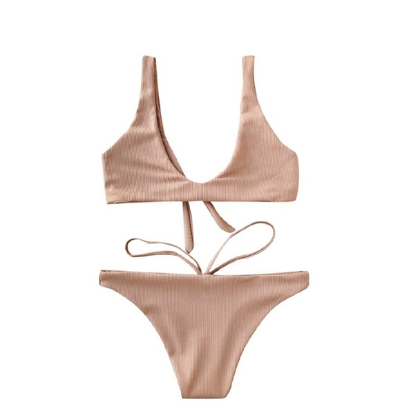 Peach Knotted Top Bikini - Picture 4 of 5